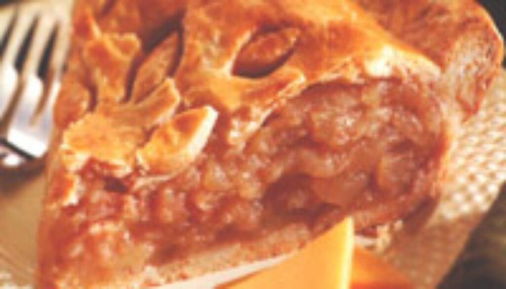 Cheddar Apple Pie